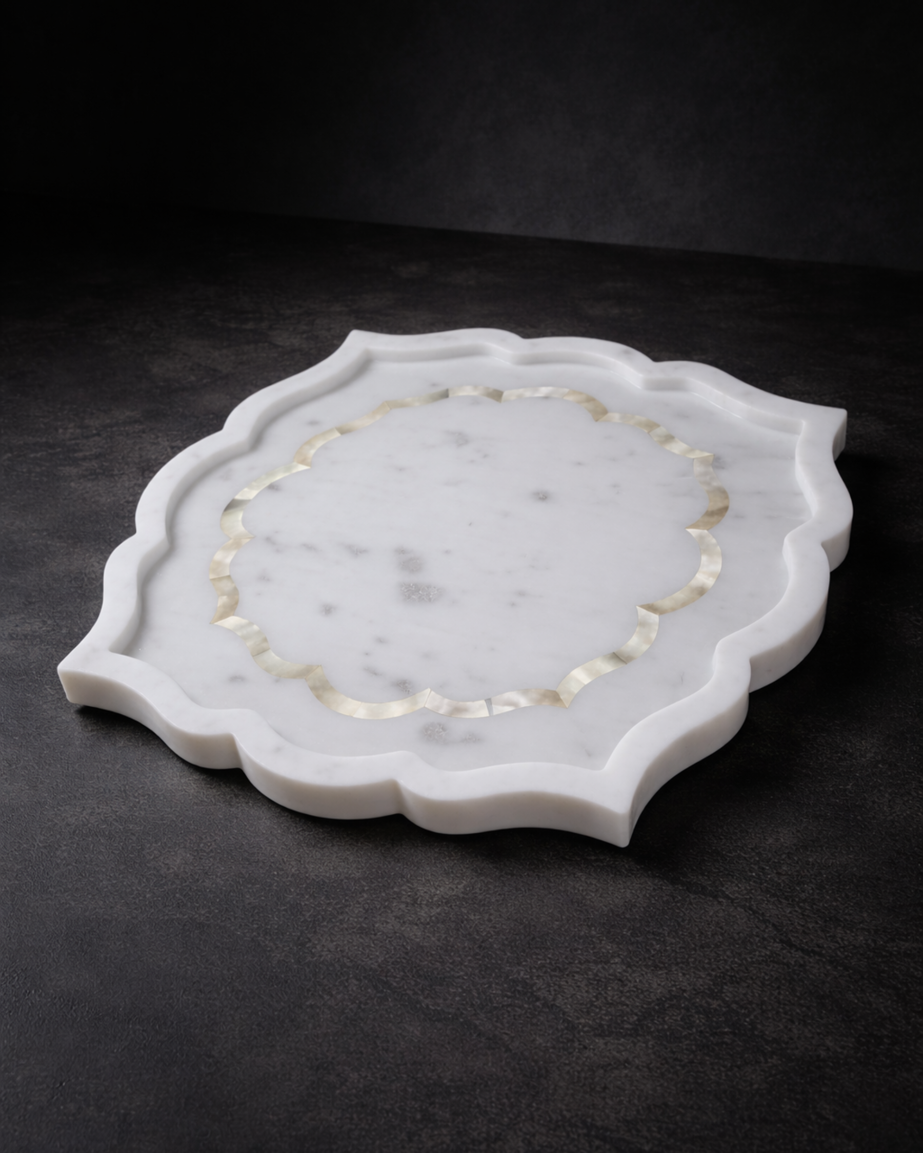 Valenor Scalloped Tray with Brass Inlay