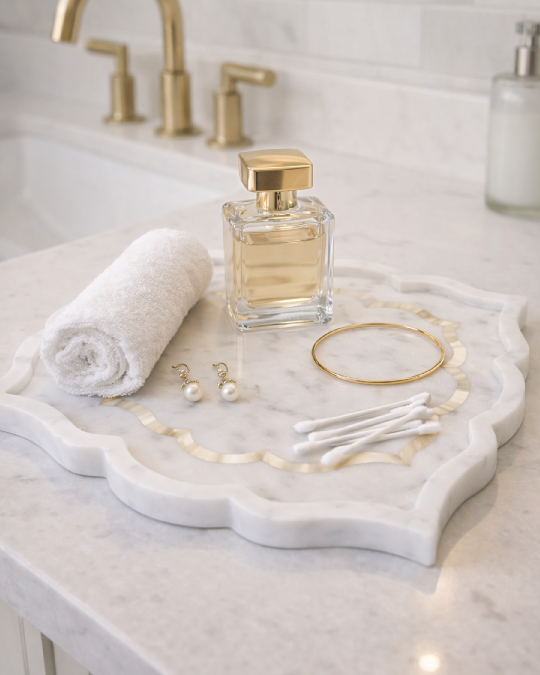 Valenor Scalloped Tray with Brass Inlay